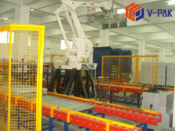 Quality High Speed Automatic Palletizing System , ABB / Kuka Robot Premier Tech Palletizer for sale