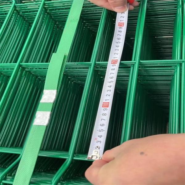 Quality PVC Coated 3D Curved Welded Wire Mesh Fence Eco Friendly 2m 2.5m Length for sale