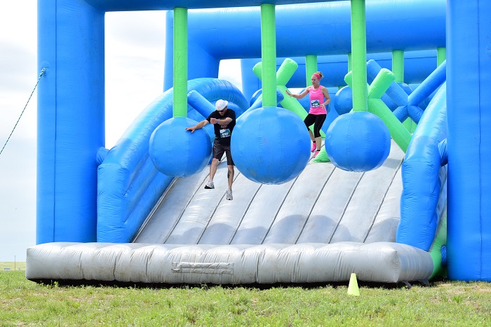 Interactive Inflatable Games Inflatable Wrecking Ball For Insane 5k Assault Course