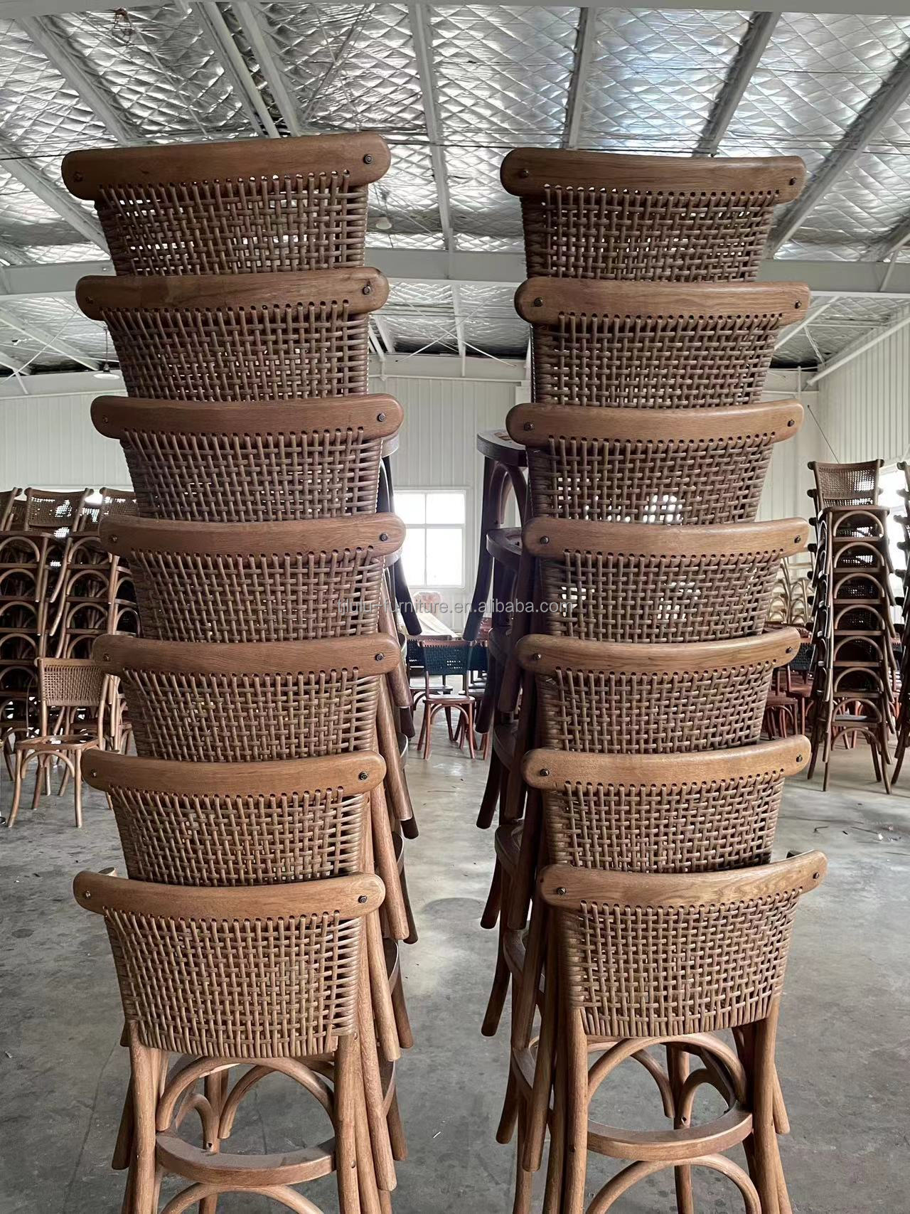 Hotel Banquet Event Dining Room Furniture Luxury Modern Stackable Rattan Wood Wedding Chairs for Elegant Seating