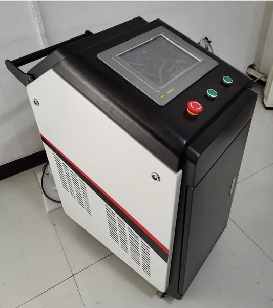 Quality Hand Held 1064nm 2000W Laser Rust Remover Cleaning Machine for sale