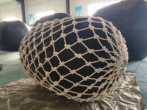Quality 1700mm*3000mm Rope Net Pneumatic Fender Inflatable Boat Fenders for sale