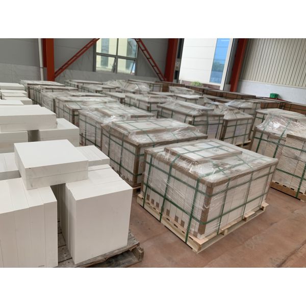 16% SiO2 Content AZS Zirconia Corundum Brick for Glass Melting Furnaces in Henan
