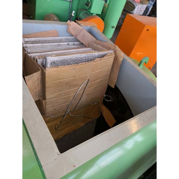 Waste Paper Old Box Recycling 6000pcs Pulp Tray Machine paper tray machine