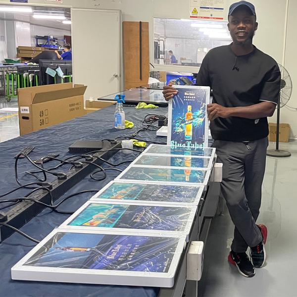 Wall Mounted Elevator Advertising Screen HD WiFi Android Video Photo Display Digital Signage