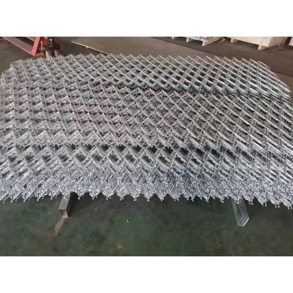 CBT 65 Razor Blade Wire Fence Hot Dipped Galvanized 0.5mm Thickness