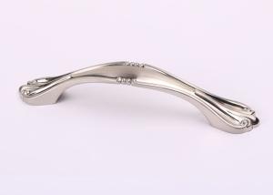 China Professional Drawer Universal Furniture Pull Handles Cupboard Wardrobe Metal Handle on sale
