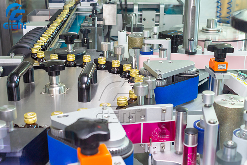 Double Head Rotary Labeling Machine For Cylindrical Containers