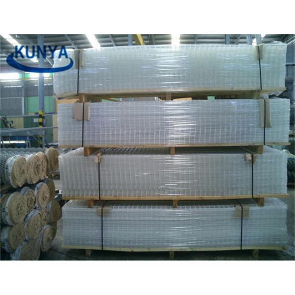 Galvanized Hot Dip Fence 20m Stainless Welded Wire Mesh Fabric 0.7mm Cutting