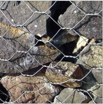 Quality hexagonal retaining wall wire netting,rock fall protection Hexagonal Rock for sale