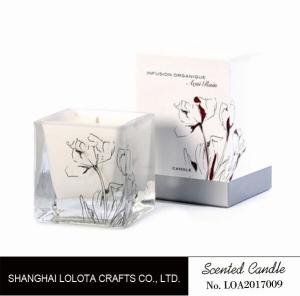 Scented aquare jar candle with customized flower pattern in the bottle and box