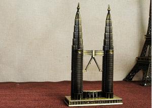 China Plated Type Malaysia Petronas Twin Towers Pewter Tourist Souvenirs on sale