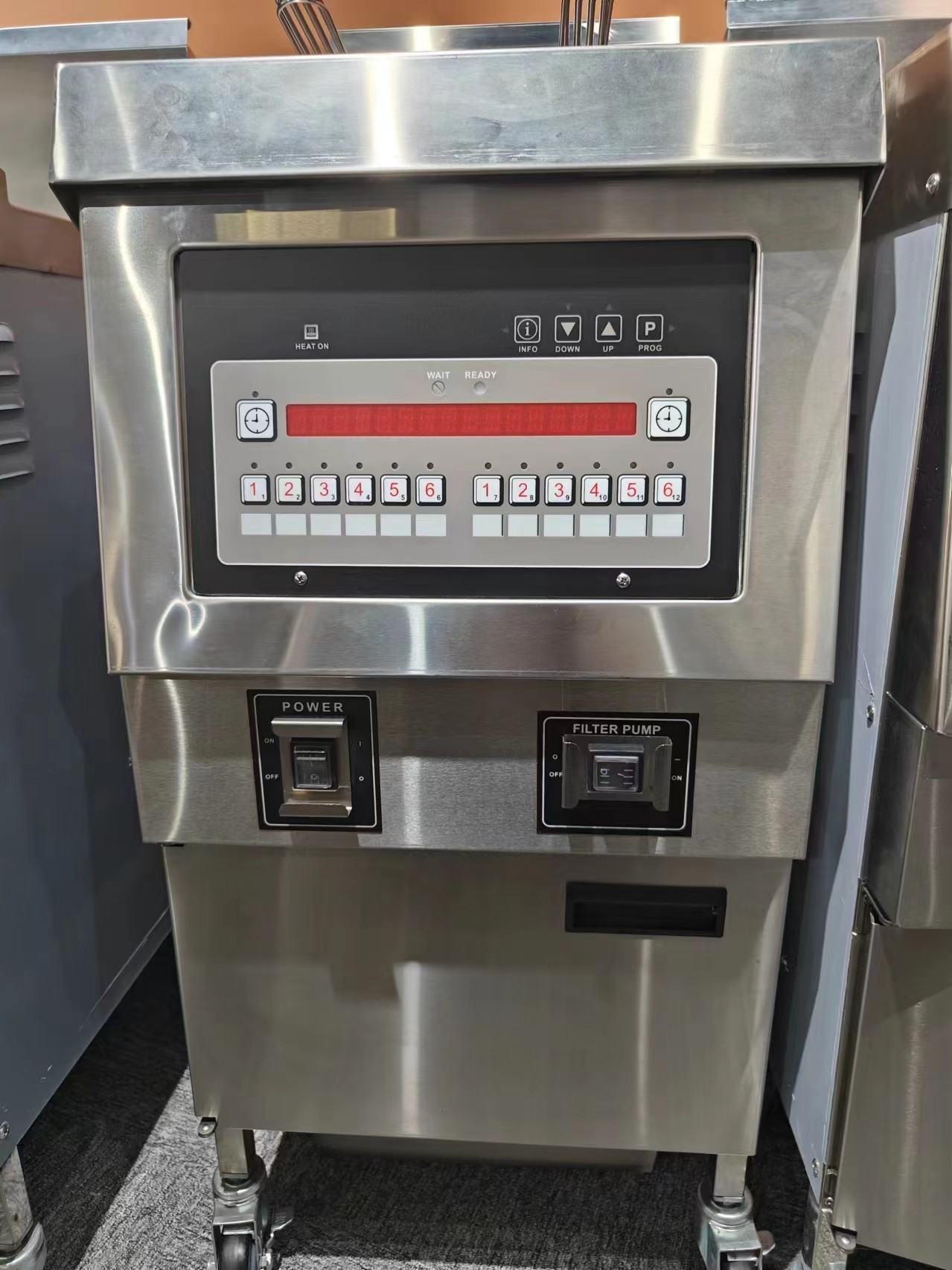 Gas Heating 220V Digital Computer Panel One Pot Two Baskets Open Deep Fryer