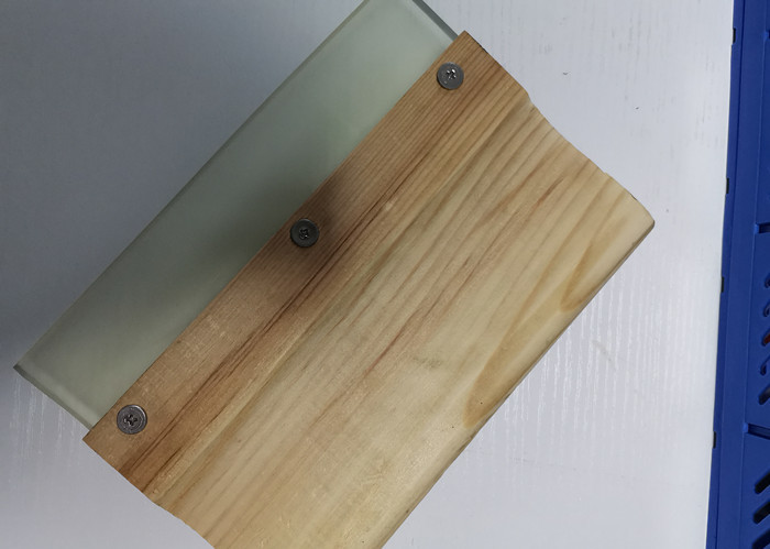 Pine wood Handle Screen Printing Squeegee with 70 Durometer Clear Blade