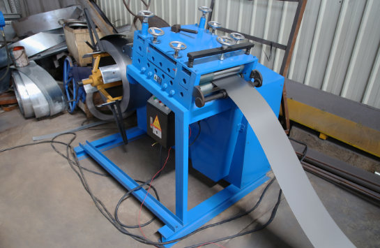 0.4-1.5mm Metal Stud And Track Roll Forming Machine Production Electrical Enclosure Box