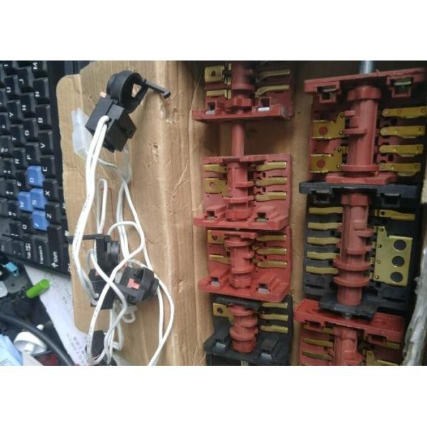 Red Copper Changeover Rotary Switch Flexible Select 25A 1 - 0 - 2 Easy Wiring