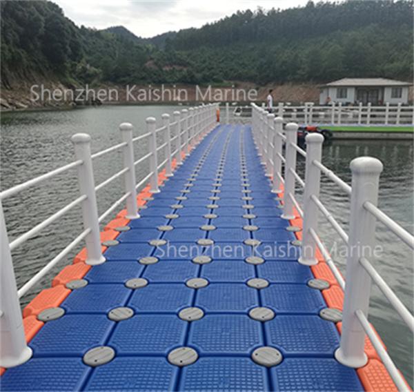 Versatile Modular HDPE Floating Dock Pontoon with Customizable Color and