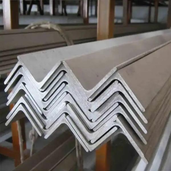 Quality Q195 Structural Steel Angle Iron S355JR A36 Equal Angle Bar Equal Angle Section for sale