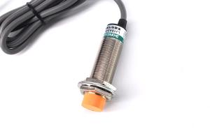 Buy cheap Cylinder Shape NPN Proximity Switch , Inductive Proximity Sensor Switch product