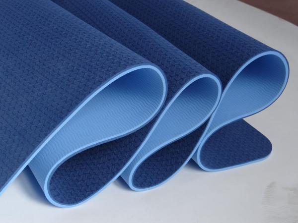 Quality blue colour double Layer fashion pattern TPE yoga mat  Approval for sale