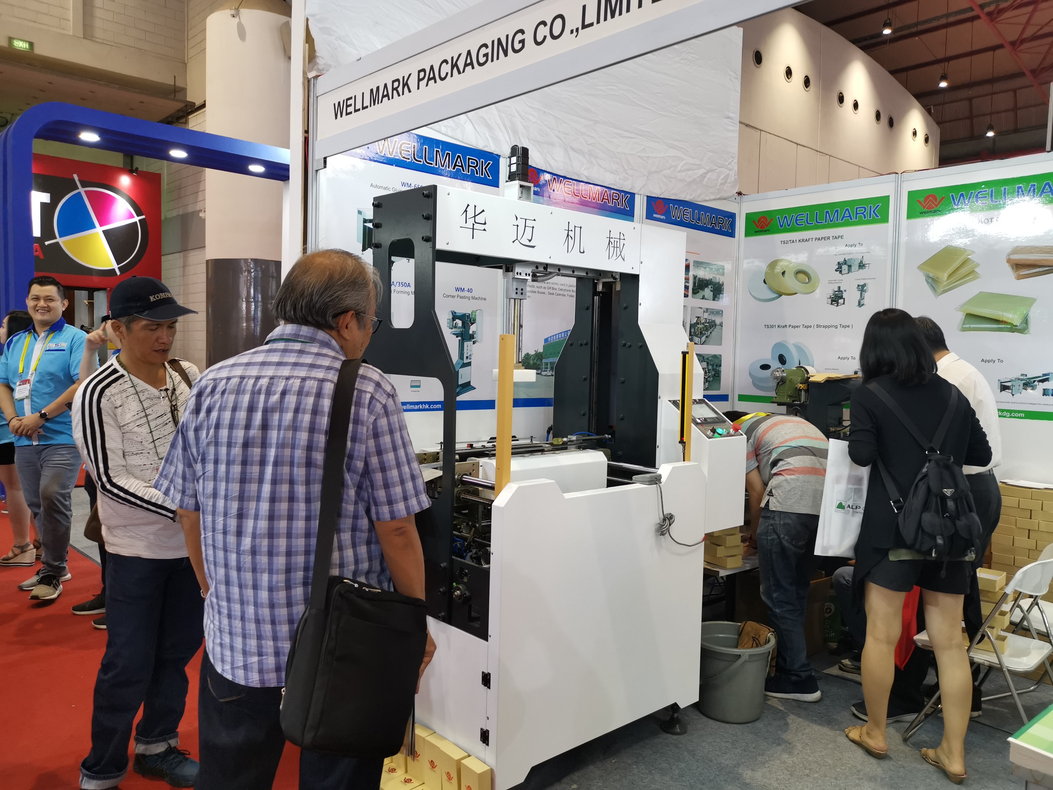 Semi Automatic Hardcase Folding Case Making Machine For Hard Cover
