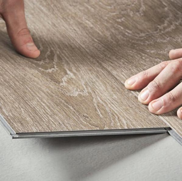 Quality Scratch Resistance 5.5mm SPC Vinyl Flooring For Indoor Fireproof for sale