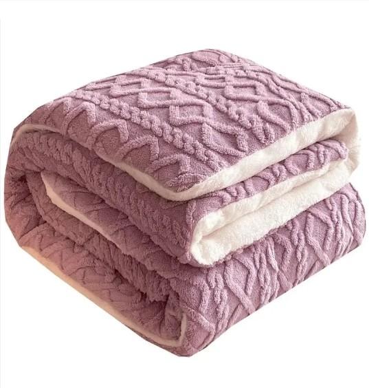 Quality Customized Color Fleece Bedding Set Sherpa Fleece Lined Comforter Polyester Filling for sale
