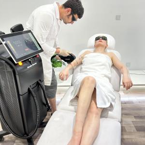 2000w Diode Laser Depilation 50% off Sep Promotion with 4 Wavelengths 808 755 940 1064nm
