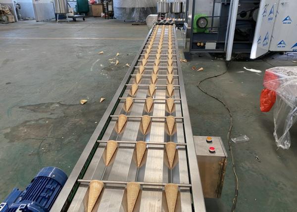 Quality Energy Saving Automatic Ice Cream Cone Machine Tunnel Type 3400-3800pcs/H for sale