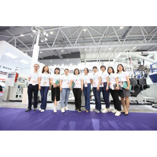 Vacuum Forming Machine For ABS PC PP Luggage Suitcase Making