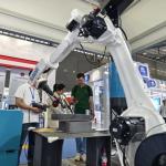 High Payload 6-Axis Welding Robot For Industrial Applications