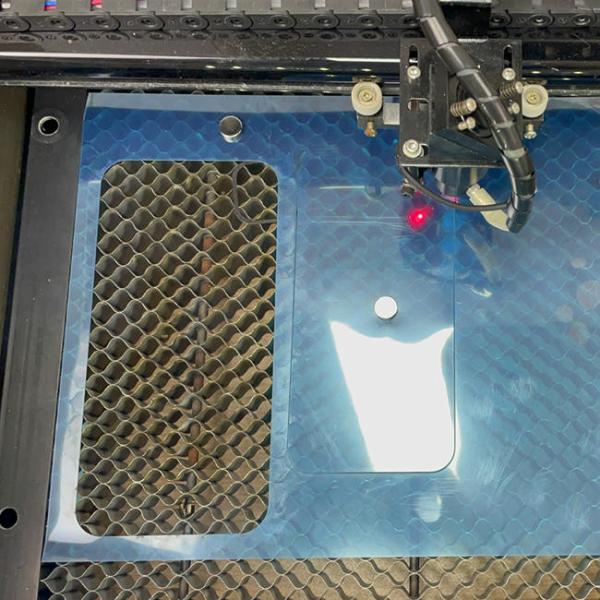 Automatic Daqin Tempered Glass Cutting Machine Mobile Cover Sticker Design 30KG