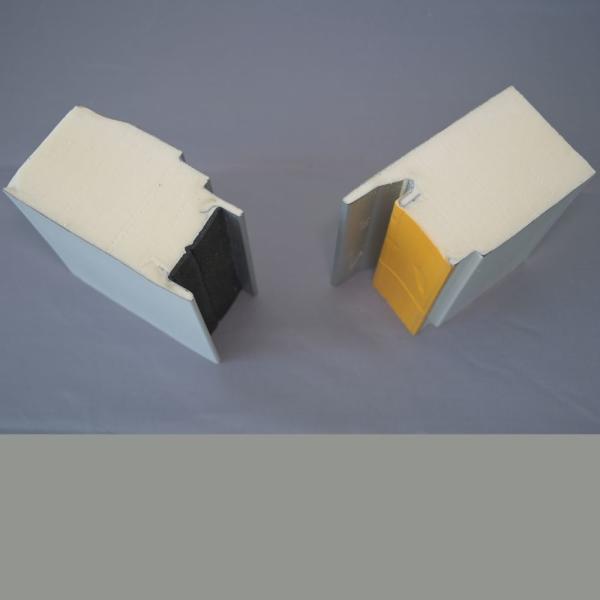 Quality Lightweight Fireproof Polyurethane Sandwich Panel 1000mm Width Noise Reduction for sale