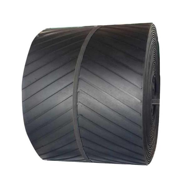 Herringbone Pattern Rubber Conveyor Belts for Smooth Material Conveying