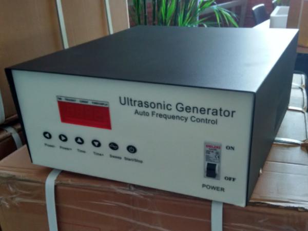 Quality 40khz 600w Digital Ultrasonic Generator For Cleaner for sale