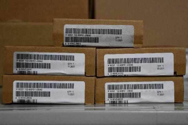 Quality Siemens PLC I/O Module for use with SIMATIC ET 200S Series, 81 x 15 x 52 mm, Digital, 6AG1, 24 V dc, SIMATIC for sale