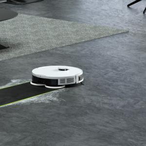 China Innovative Solar Panel Cleaning Robot Vacuuming Method 8L Water Tank Capacity on sale