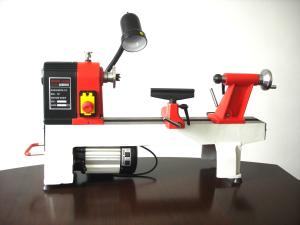 China Speed Variable Small Wood Lathe Cast Iron Structure Rough Turning 500rpm on sale