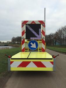 China LED Lane Traffic Management Signs , Digital Road Signs With Double Digital Light Sensors on sale