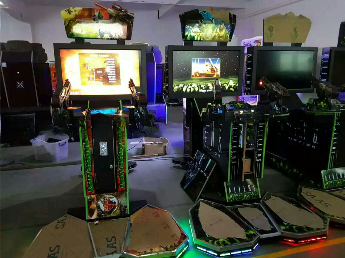 32LCD High Definition Screen Video Shooting Game Machine For Indoor Game Zone