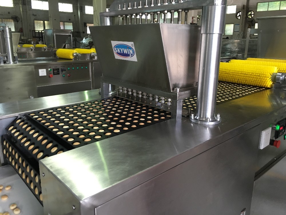 Snack Auxiliary Machine Hello Panda Chocolate Injection Machine 700piece/Min
