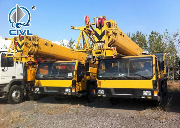 Quality Heavy Duty 12 Ton Truck Mounted Telescopic Crane 6x4 LHD Truck Cargo Lift for sale