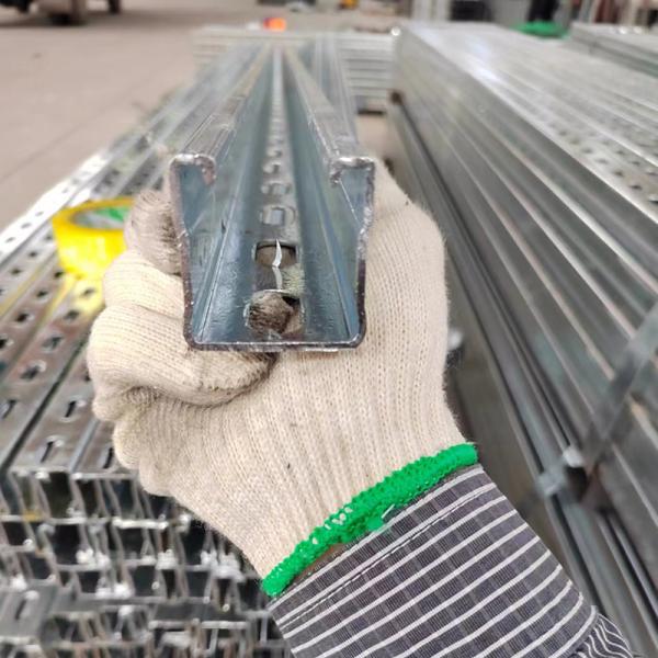 Tested ASTM C Shaped Galvanized Slotted Channel 40-275g/M2 Zinc Coating Standard