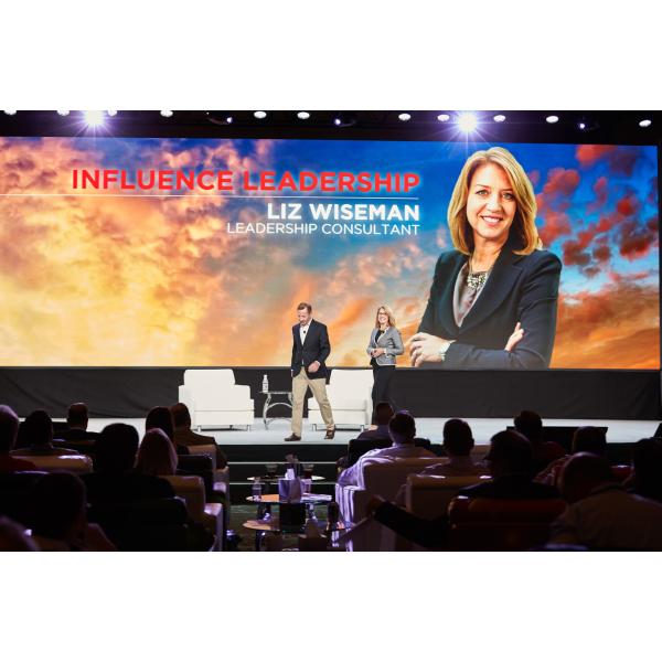 IP30 Rental LED Display Screen Panel Lightweight Full Color Indoor LED Display