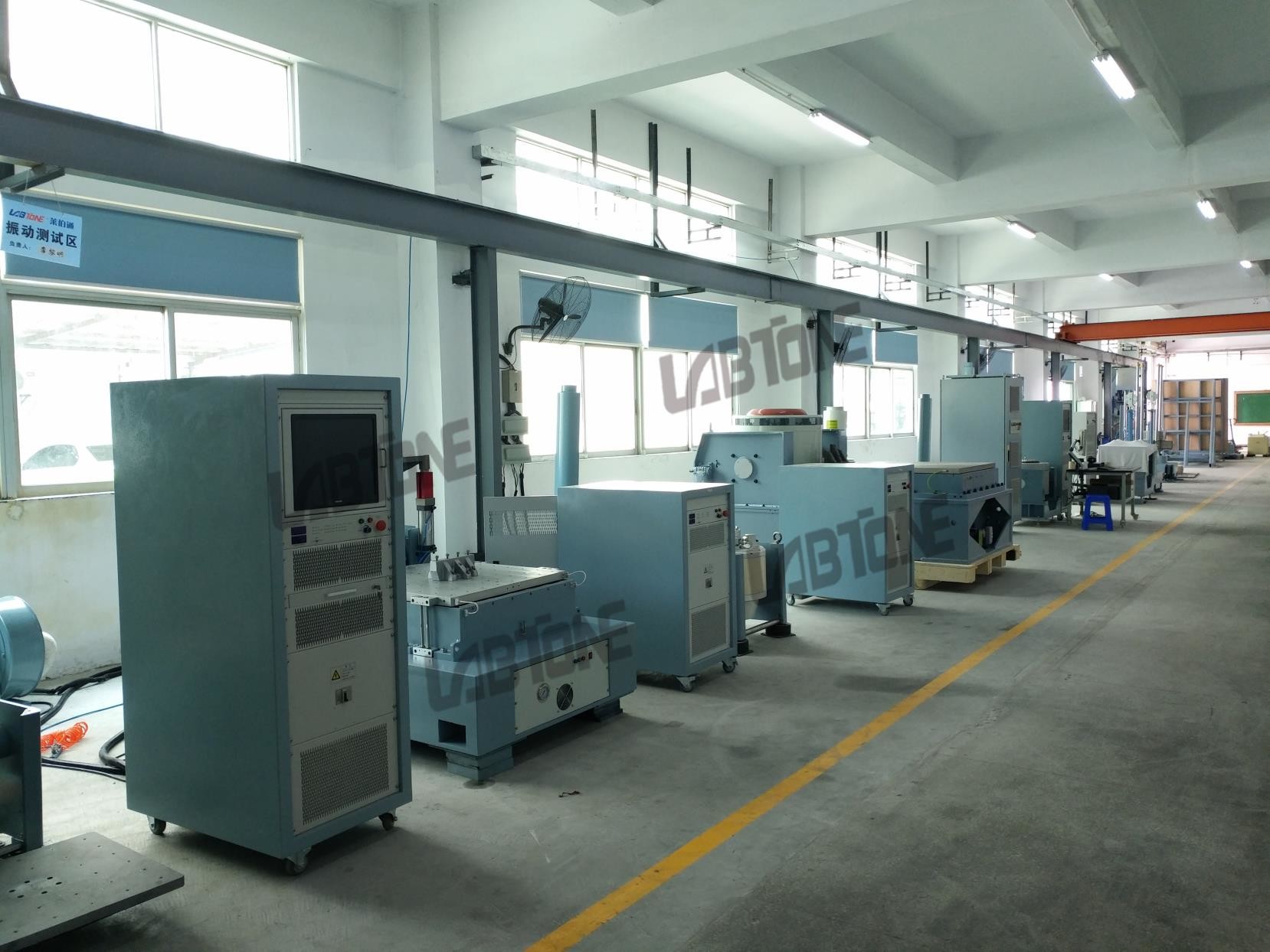 High Frequency Vibration Shaker Table Vibration Test Machine For Vibration Shock Testing