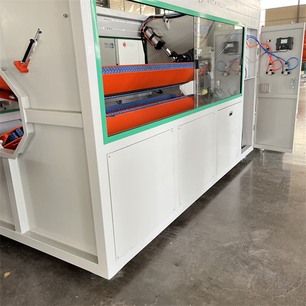 Fully Automatic 20-110mm Three Layer Polyethylene Pipe Making Machine
