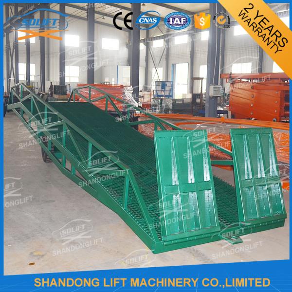Quality Adjustable Warehouse Container Loading Ramps , Electric Container Yard Ramp for sale