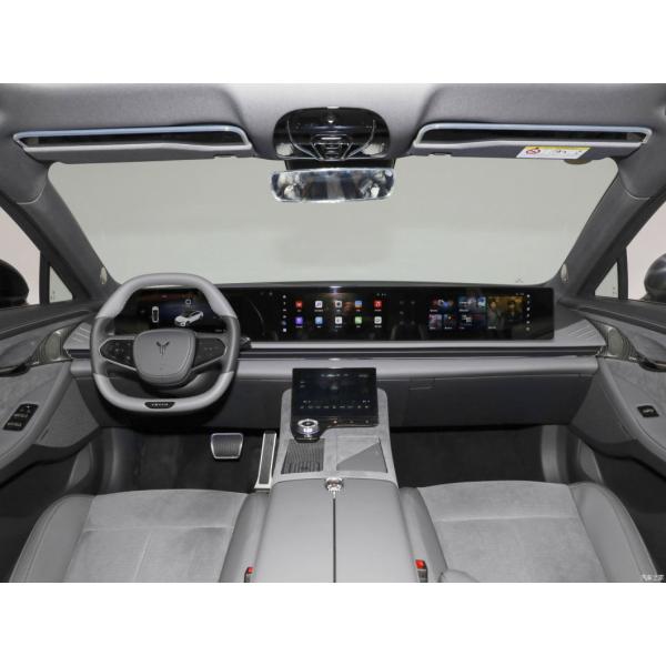 Closed Body Type 2024 Voyah Passion Hybrid Dual Motor Four Wheel Drive Electric Sedan Car