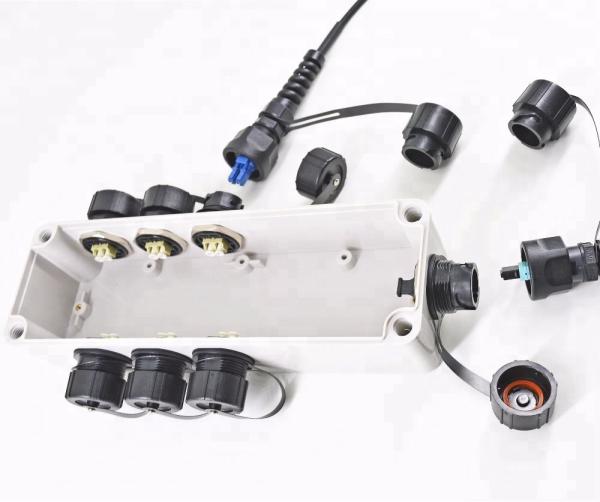 Quality IP67 Outdoor Fiber Optic Termination Box ODVA MPO To PDLC / Optitap SC Connector for sale
