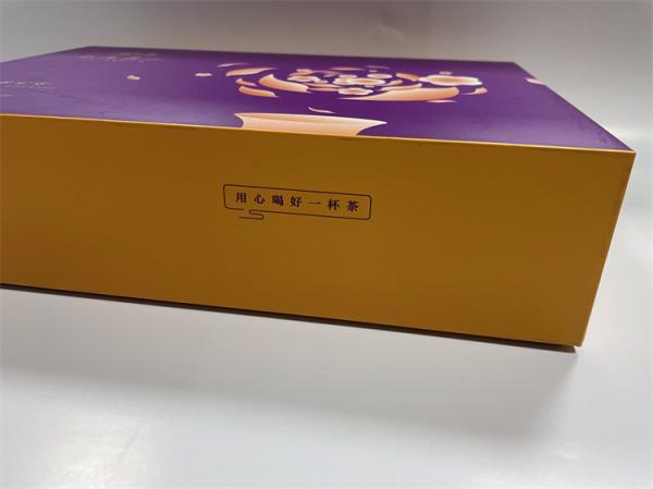 Quality Rectangular Paper Gift Box With Magnetic Lid SGS Luxury Magnetic Gift Box for sale